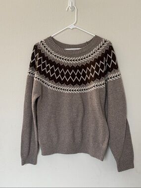 Women’s Crewneck Sweater in Taupe and Chocolate Size Medium